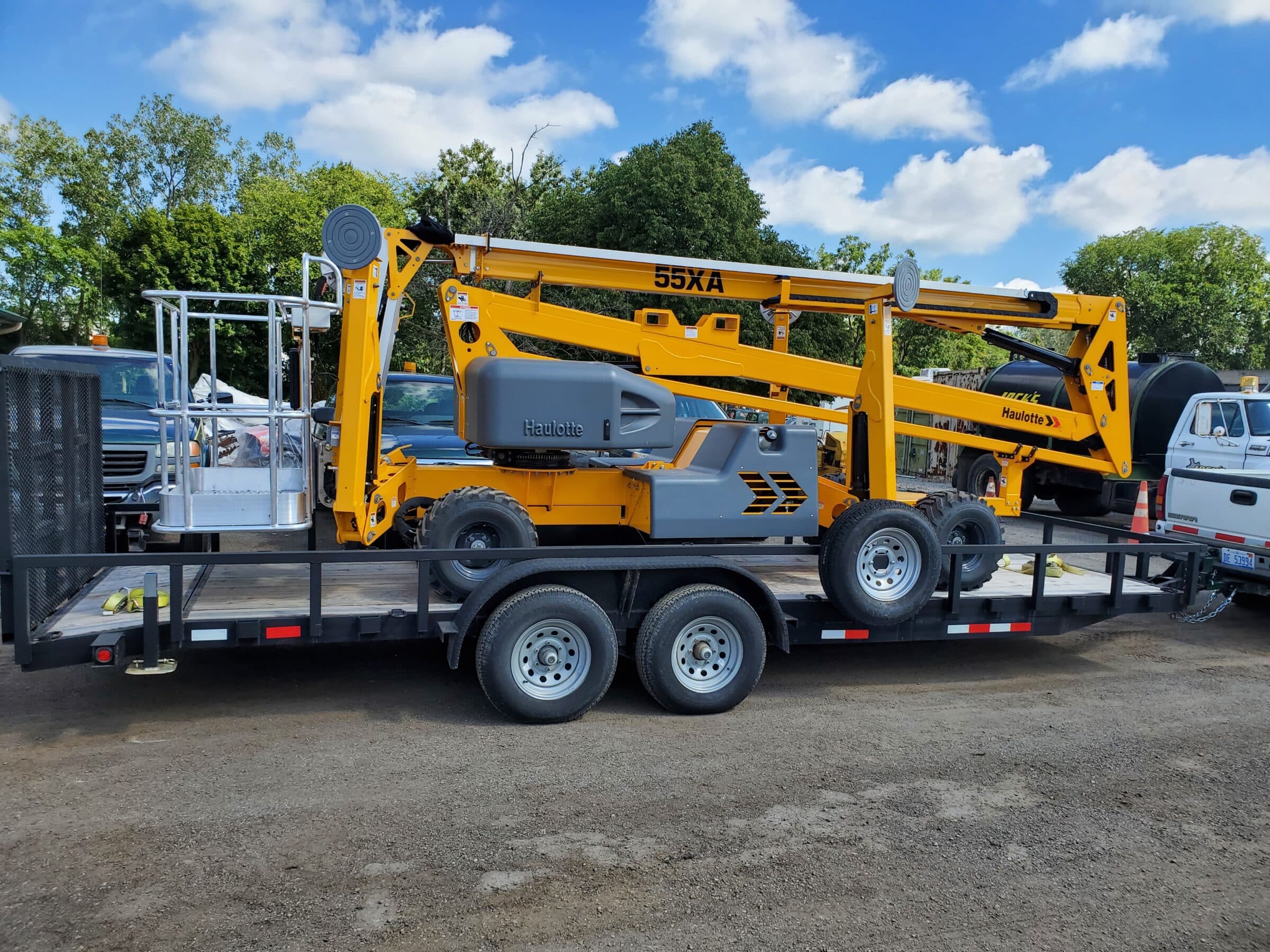 Man Lift - Haulotte 55XA